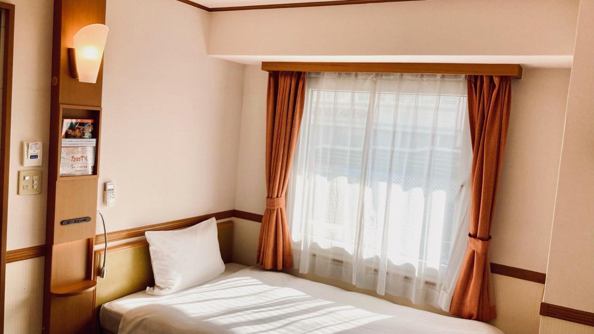Toyoko Inn Saitama Shintoshin Стая снимка